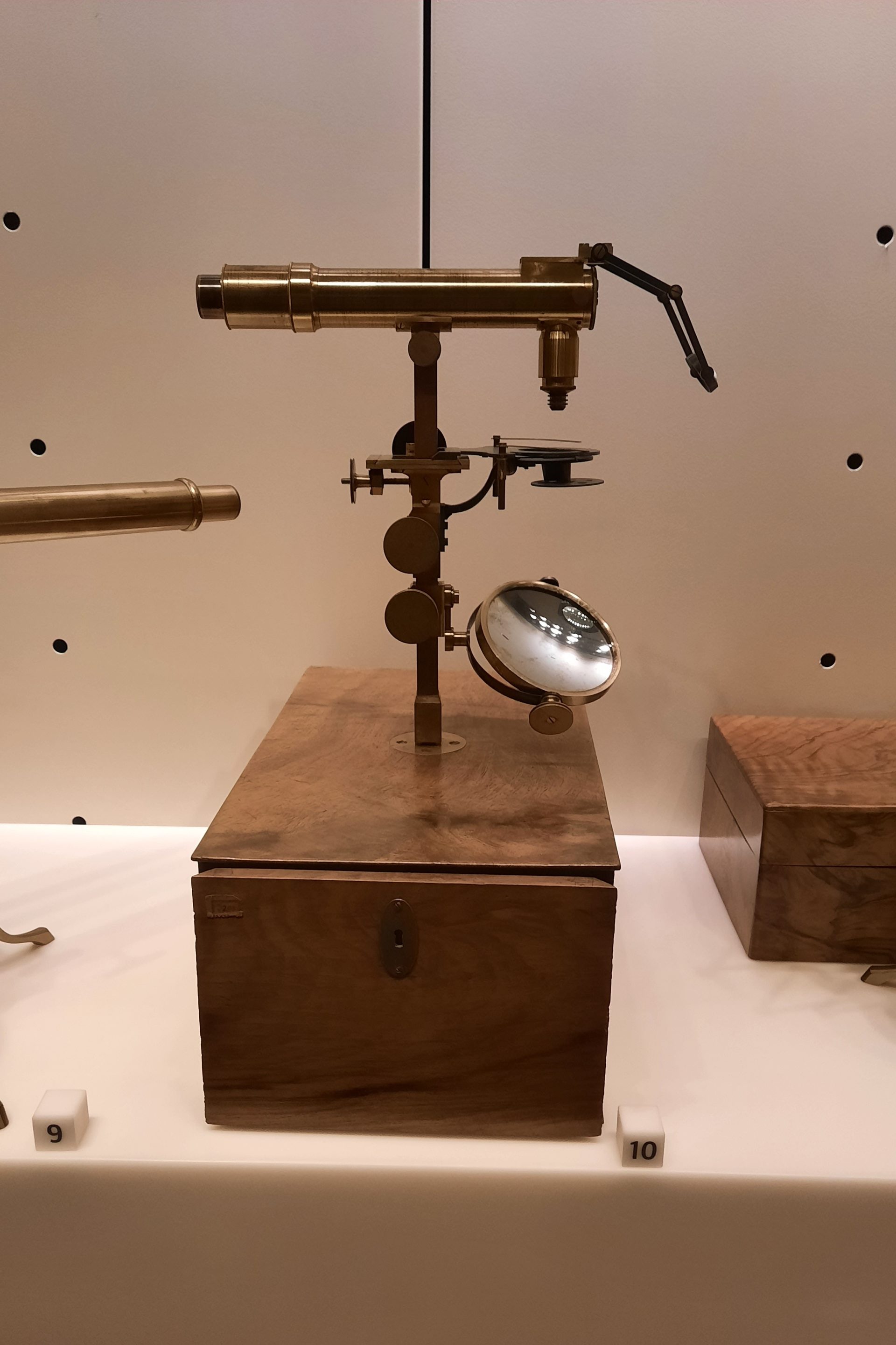 Giovan%20Battista%20Amici%27s%20microscopes%2C%20Museo%20Galileo%2C%20Florence%20-%2004.jpg